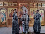 30-Архиепископ Амфилохий совершил Божественную Литургию Преждеосвященных Даров в Троицком крепостном соборе