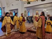 3-Архиепископ Амфилохий совершил Божественную Литургию в Андреевском соборе 