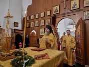 4-Архиепископ Амфилохий совершил Божественную Литургию в Андреевском соборе 