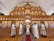 12-Божественная Литургия в день Великой Субботы в Андреевском кафедральном соборе