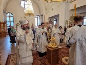 32-Божественная Литургия в день Великой Субботы в Андреевском кафедральном соборе