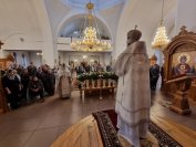 34-Божественная Литургия в день Великой Субботы в Андреевском кафедральном соборе