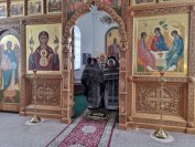 7-В день памяти благоверного князя Даниила Московского в Троицком крепостном соборе была совершена Божественная Литургия Преждеосвященных Даров