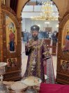 27-Архиепископ Амфилохий совершил Божественную Литургию и панихиду в Андреевском кафедральном соборе