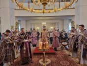 46-Архиепископ Амфилохий совершил Божественную Литургию и панихиду в Андреевском кафедральном соборе