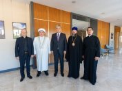 1-Архиепископ Амфилохий принял участие в официальных мероприятиях, посвящённых Дню духовного согласия