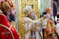 15-В мясопустную родительскую субботу архиепископ Усть-Каменогорский и Семипалатинский Амфилохий сослужил митрополиту Александру за Божественной Литургией в Петропавловском храме Алматы.