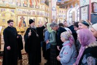 31-В мясопустную родительскую субботу архиепископ Усть-Каменогорский и Семипалатинский Амфилохий сослужил митрополиту Александру за Божественной Литургией в Петропавловском храме Алматы.