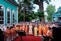 15-Архиепископ Усть-Каменогорский и Семипалатинский Амфилохий принял участие в торжествах, посвященных 20-летию учреждения Казахстанского Митрополичьего округа
