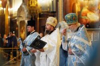 5-В праздник Рождества Богородицы архиепископ Амфилохий сослужил Святейшему Патриарху Кириллу за Литургией в храме Христа Спасителя в Москве и принял участие в хиротонии архимандрита Вианора (Иванова) во епископа Уральского и Атырауского