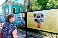 3-В Южной столице состоялось открытие фотовыставки «Летопись 20-летия»