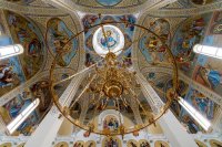 2-Перенесение мощей святителя Николая Чудотворца из Мир Ликийских в город Бари. Управляющий Усть-Каменогорской и Семипалатинской епархией сослужил митрополиту Александру в Гаврииловском храме города Талдыкоргана