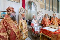 14-Перенесение мощей святителя Николая Чудотворца из Мир Ликийских в город Бари. Управляющий Усть-Каменогорской и Семипалатинской епархией сослужил митрополиту Александру в Гаврииловском храме города Талдыкоргана