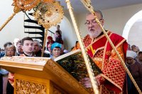 20-Перенесение мощей святителя Николая Чудотворца из Мир Ликийских в город Бари. Управляющий Усть-Каменогорской и Семипалатинской епархией сослужил митрополиту Александру в Гаврииловском храме города Талдыкоргана