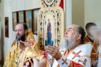29-Перенесение мощей святителя Николая Чудотворца из Мир Ликийских в город Бари. Управляющий Усть-Каменогорской и Семипалатинской епархией сослужил митрополиту Александру в Гаврииловском храме города Талдыкоргана