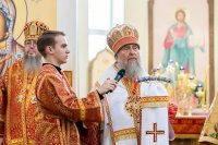 37-Перенесение мощей святителя Николая Чудотворца из Мир Ликийских в город Бари. Управляющий Усть-Каменогорской и Семипалатинской епархией сослужил митрополиту Александру в Гаврииловском храме города Талдыкоргана
