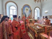 23-Архиепископ Амфилохий совершил Божественную Литургию в Воскресенском кафедральном соборе города Семипалатинска