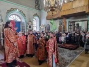 37-Архиепископ Амфилохий совершил Божественную Литургию в Воскресенском кафедральном соборе города Семипалатинска