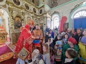 72-Архиепископ Амфилохий совершил Божественную Литургию в Воскресенском кафедральном соборе города Семипалатинска