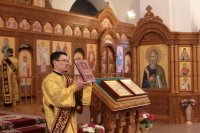 6-В Неделю пред Воздвижением Креста Господня архиепископ Амфилохий совершил Божественную Литургию в Андреевском кафедральном соборе