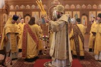 11-В Неделю пред Воздвижением Креста Господня архиепископ Амфилохий совершил Божественную Литургию в Андреевском кафедральном соборе