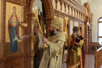14-В Неделю пред Воздвижением Креста Господня архиепископ Амфилохий совершил Божественную Литургию в Андреевском кафедральном соборе