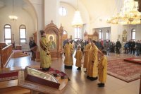 33-В Неделю пред Воздвижением Креста Господня архиепископ Амфилохий совершил Божественную Литургию в Андреевском кафедральном соборе
