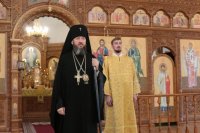 41-В Неделю пред Воздвижением Креста Господня архиепископ Амфилохий совершил Божественную Литургию в Андреевском кафедральном соборе