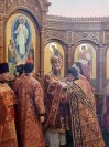 12-Архиепископ Амфилохий возглавил богослужения в день Радоницы