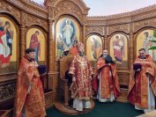 15-Архиепископ Амфилохий возглавил богослужения в день Радоницы