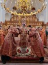 51-Архиепископ Амфилохий возглавил богослужения в день Радоницы