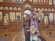 9-Архиепископ Амфилохий совершил Божественную Литургию в Неделю 4-ю Великого поста