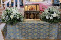 15-В день памяти священномученика Владимира Лепсинского архиепископ Амфилохий сослужил митрополиту Александру за Божественной Литургией в Успенском кафедральном соборе столицы Казахстана