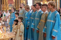 21-В день памяти священномученика Владимира Лепсинского архиепископ Амфилохий сослужил митрополиту Александру за Божественной Литургией в Успенском кафедральном соборе столицы Казахстана