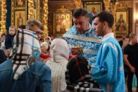 22-В день памяти священномученика Владимира Лепсинского архиепископ Амфилохий сослужил митрополиту Александру за Божественной Литургией в Успенском кафедральном соборе столицы Казахстана