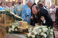 23-В день памяти священномученика Владимира Лепсинского архиепископ Амфилохий сослужил митрополиту Александру за Божественной Литургией в Успенском кафедральном соборе столицы Казахстана