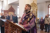 22-Праздник Воздвижения Креста Господня молитвенно встретили в Усть-Каменогорске
