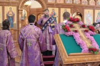 33-Праздник Воздвижения Креста Господня молитвенно встретили в Усть-Каменогорске
