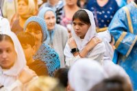 61-В праздник чудотворной Феодоровской иконы Божией Матери Управляющий Усть-Каменогорской и Семипалатинской епархией сослужил митрополиту Александру за Божественной Литургией в Вознесенском соборе Алматы