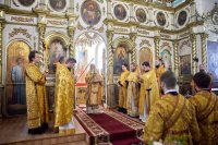 13-День памяти священномученика Александра, архиепископа Семипалатинского. Глава Митрополичьего округа совершил Литургию в Воскресенском соборе города Семипалатинска