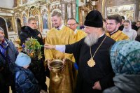 27-День памяти священномученика Александра, архиепископа Семипалатинского. Глава Митрополичьего округа совершил Литургию в Воскресенском соборе города Семипалатинска