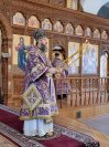 10-В день установления Таинства Евхаристии в Андреевском кафедральном соборе была совершена Божественная Литургия