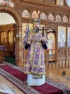 13-В день установления Таинства Евхаристии в Андреевском кафедральном соборе была совершена Божественная Литургия