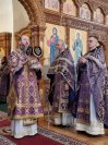 25-В день установления Таинства Евхаристии в Андреевском кафедральном соборе была совершена Божественная Литургия