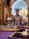 32-В день установления Таинства Евхаристии в Андреевском кафедральном соборе была совершена Божественная Литургия