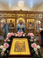 В день праздника Введения во храм Пресвятой Богородицы Архиепископ Амфилохий совершил Божественную Литургию  в Троицком соборе Усть-Каменогорска
