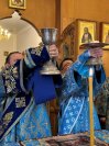 39-В день праздника Введения во храм Пресвятой Богородицы Архиепископ Амфилохий совершил Божественную Литургию  в Троицком соборе Усть-Каменогорска