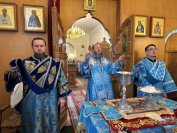 40-В день праздника Введения во храм Пресвятой Богородицы Архиепископ Амфилохий совершил Божественную Литургию  в Троицком соборе Усть-Каменогорска