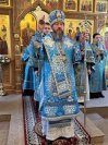 54-В день праздника Введения во храм Пресвятой Богородицы Архиепископ Амфилохий совершил Божественную Литургию  в Троицком соборе Усть-Каменогорска