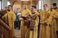 13-День памяти святых новомучеников и исповедников Церкви Русской.  Божественная Литургия в главном храме Восточного Казахстана 